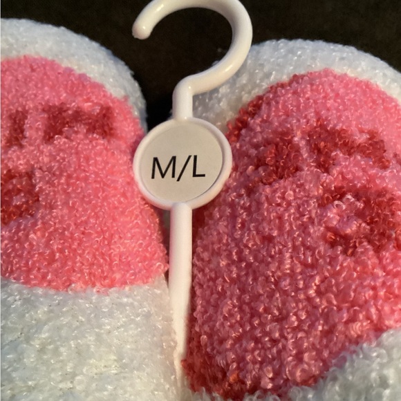 Katydid Women's Slippers with Pink Heart Design - Picture 7 of 9